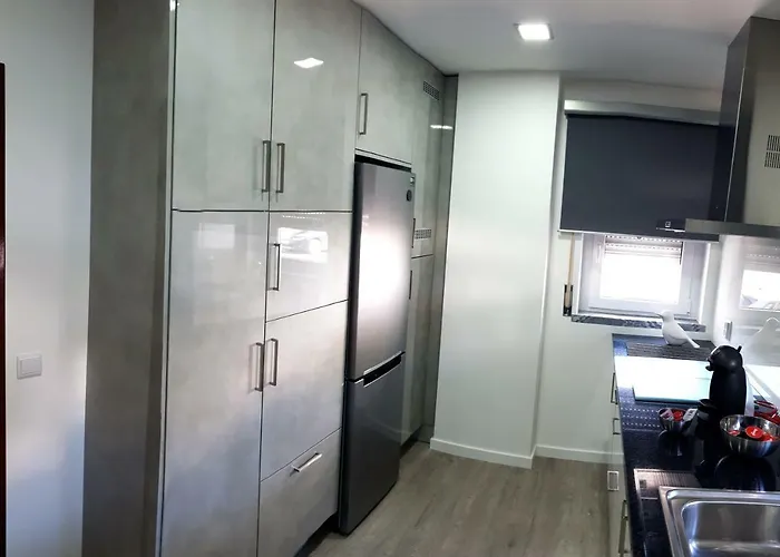 Апартаменты Nazare Apartment *